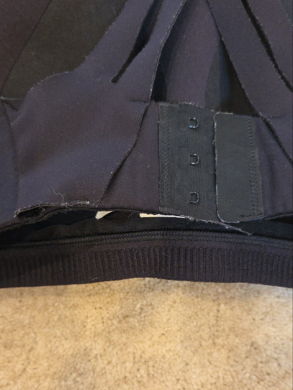 Lululemon Air Support Sports Bra - Picture 4 of 7